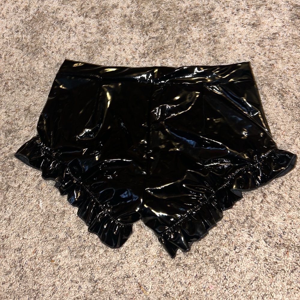 Black ruffle shorts